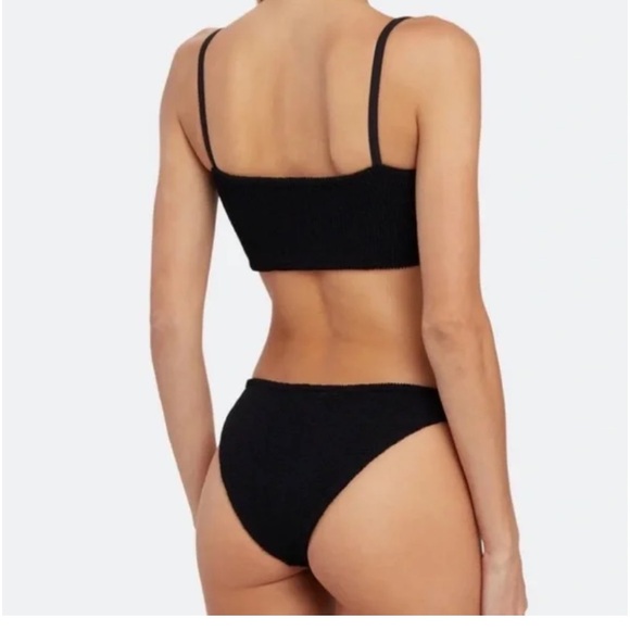 Hunza G Gigi Bikini - Picture 4 of 9